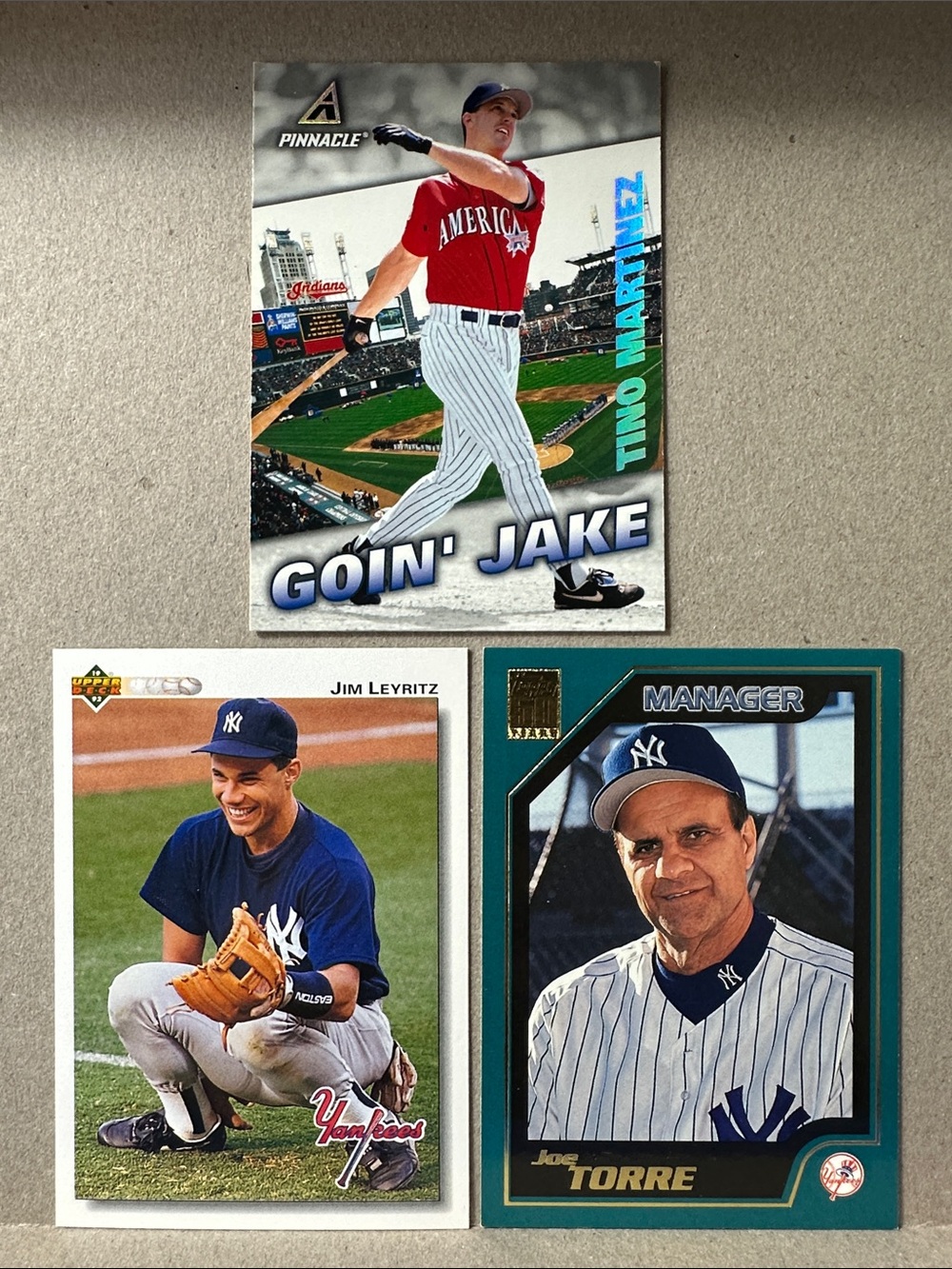 Derek Jeter 90’s Yankees lot of 17 w/ 2 Bernie Williams/1 Jorge Posada Rookies - Picture 15 of 16